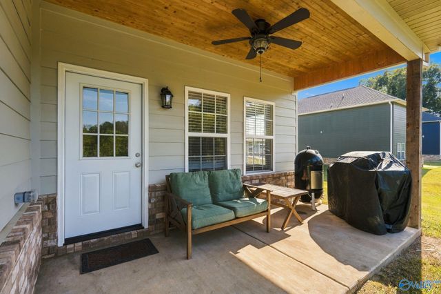 647 County Road 1615, Cullman, AL 35058