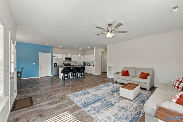 647 County Road 1615, Cullman, AL 35058
