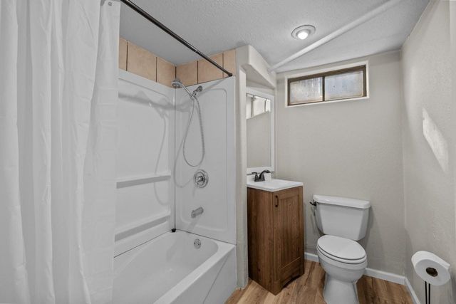 2201 7th Ave NW, Minot, ND 58703