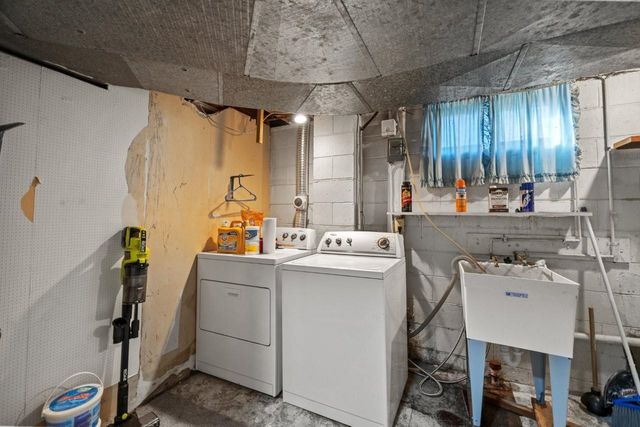 2201 7th Ave NW, Minot, ND 58703