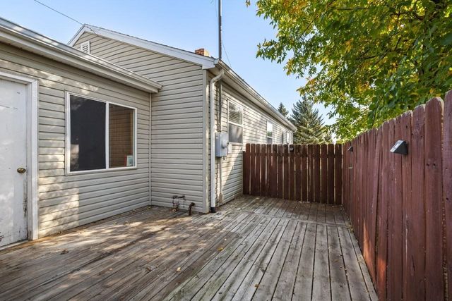 2201 7th Ave NW, Minot, ND 58703