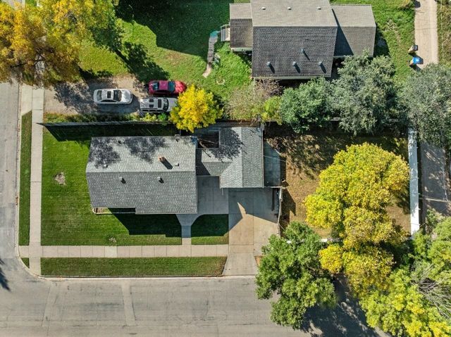 2201 7th Ave NW, Minot, ND 58703