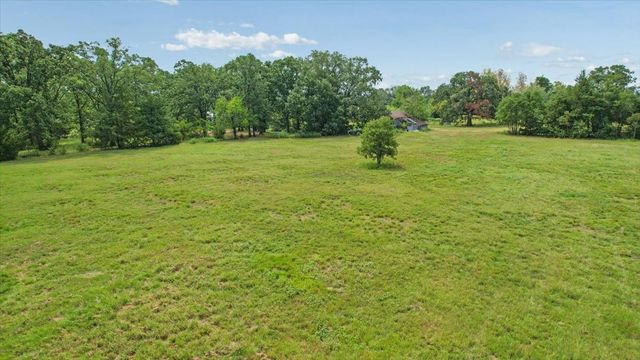 7717 Farm to Market 2648, Paris, TX 75462