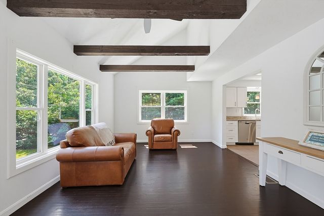 324 Taunton St, Wrentham, MA 02093