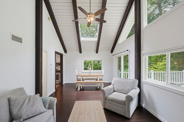 324 Taunton St, Wrentham, MA 02093
