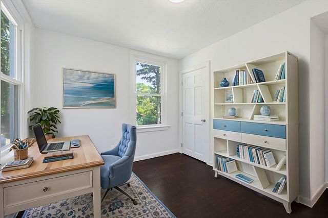 324 Taunton St, Wrentham, MA 02093