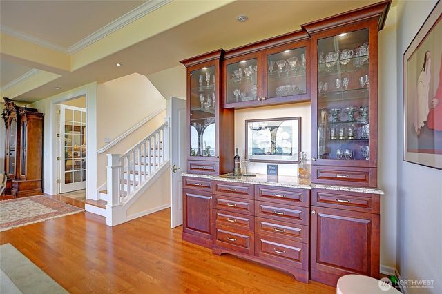 1009 Kingswood Drive, Camano Island, WA 98282