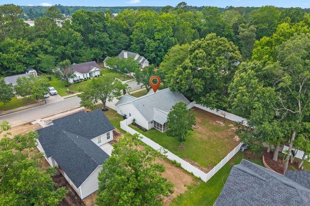 2216 Kirkland Dr., Conway, SC 29526