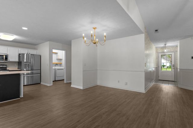 2216 Kirkland Dr., Conway, SC 29526