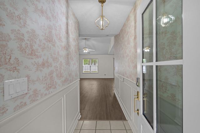 2216 Kirkland Dr., Conway, SC 29526