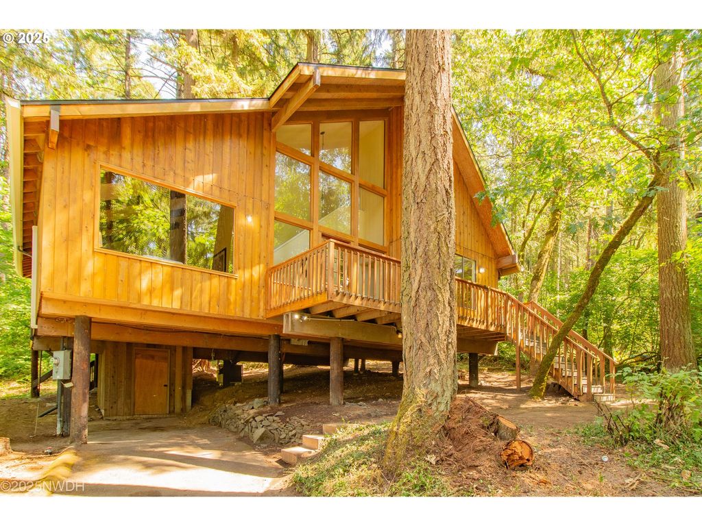 5145 NECTAR Way, Eugene, OR 97405