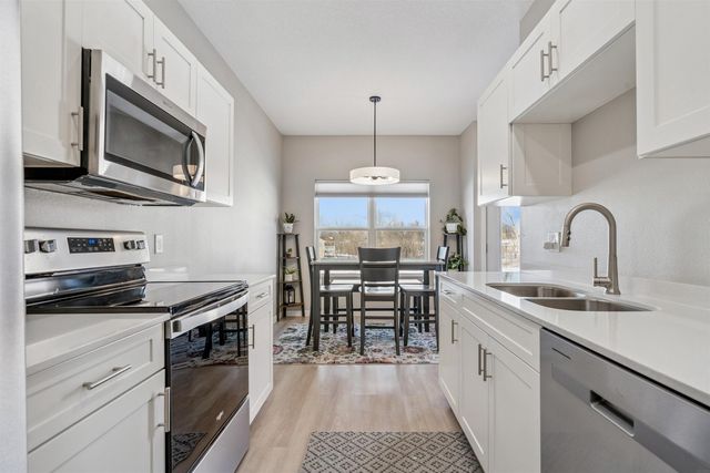 718 Spruce Needle Lane, Cedar Falls, IA 50613