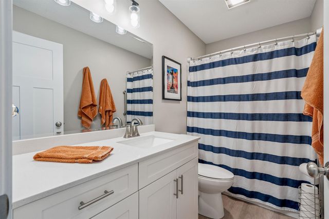 718 Spruce Needle Lane, Cedar Falls, IA 50613