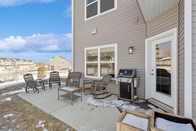 718 Spruce Needle Lane, Cedar Falls, IA 50613