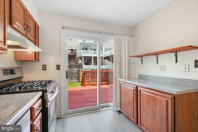 19 PERRYFALLS PL, Baltimore, MD 21236