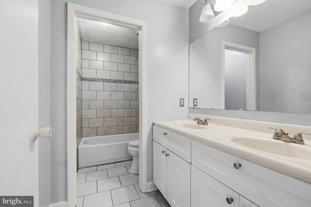 19 PERRYFALLS PL, Baltimore, MD 21236