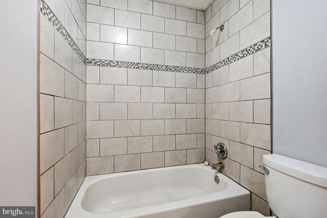 19 PERRYFALLS PL, Baltimore, MD 21236