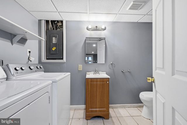 19 PERRYFALLS PL, Baltimore, MD 21236