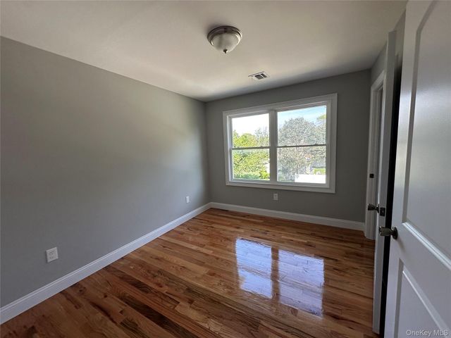 214 Forest Road W, Mastic Beach, NY 11951