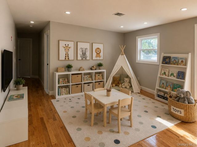 214 Forest Road W, Mastic Beach, NY 11951