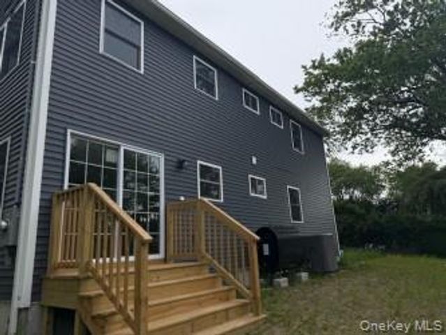 214 FOREST Road, Mastic Beach, NY 11951