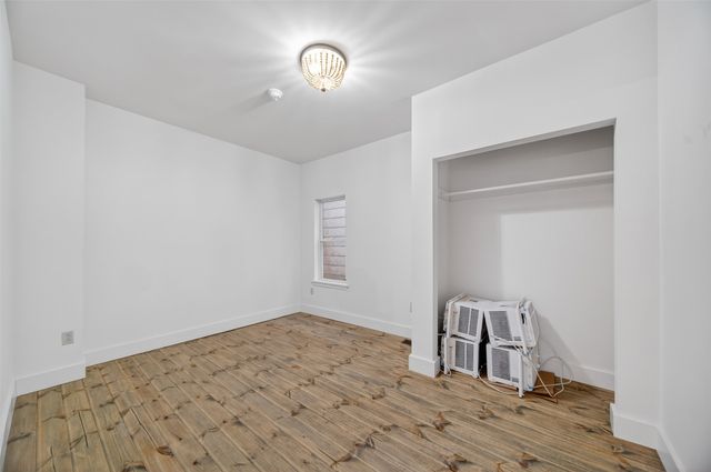 902 W 5TH Street, Erie, PA 16507