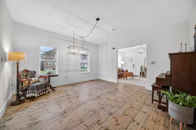 902 W 5TH Street, Erie, PA 16507