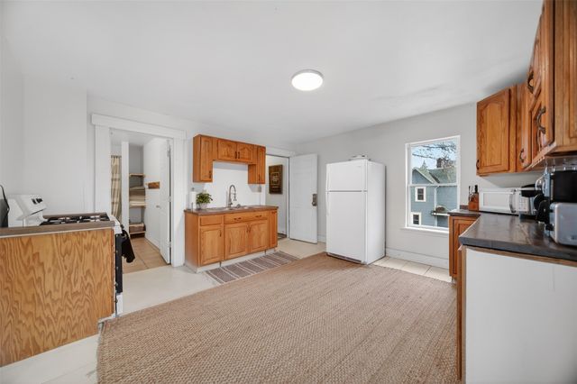 902 W 5TH Street, Erie, PA 16507