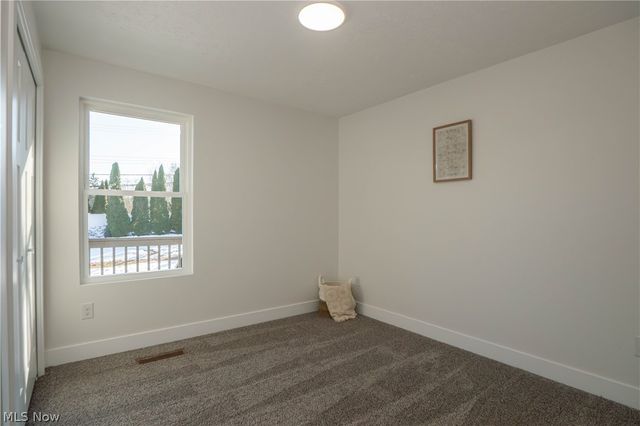 590 Eleanora Drive, Cuyahoga Falls, OH 44223