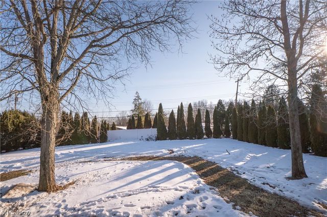 590 Eleanora Drive, Cuyahoga Falls, OH 44223