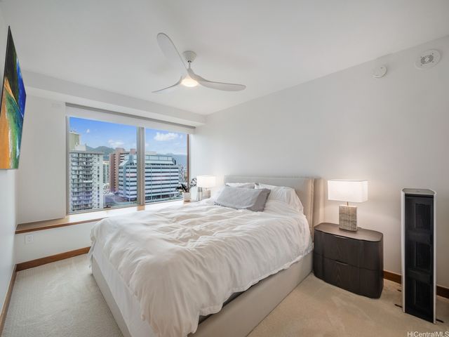 1555 Kapiolani Boulevard 914, Honolulu, HI 96814