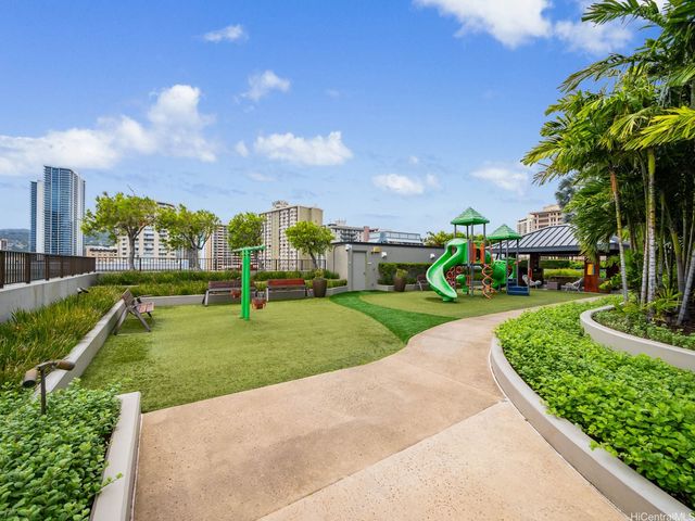 1555 Kapiolani Boulevard 914, Honolulu, HI 96814
