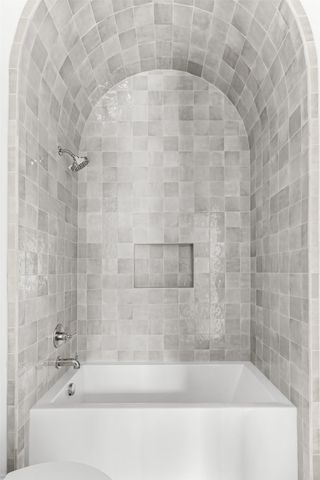 5812 Preston Haven Drive, Dallas, TX 75230