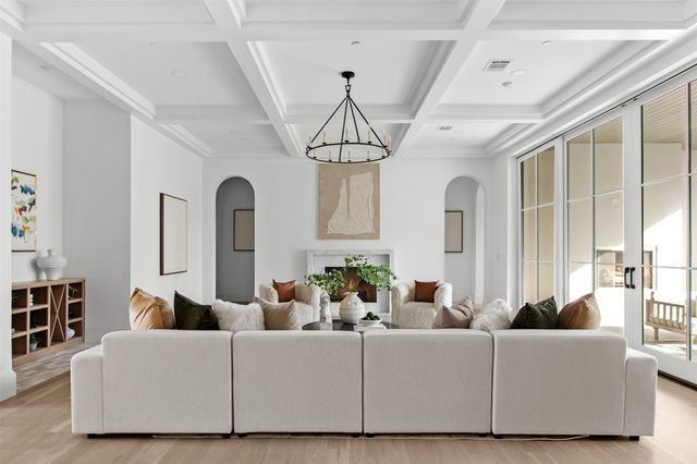 5812 Preston Haven Drive, Dallas, TX 75230