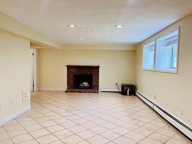 181 Moss Hill Rd, Boston, MA 02130