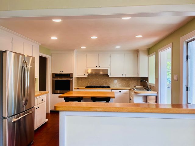 181 Moss Hill Rd, Boston, MA 02130