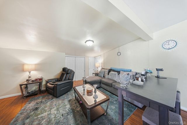 55 Straight Path Path, Rock Hill, NY 12775