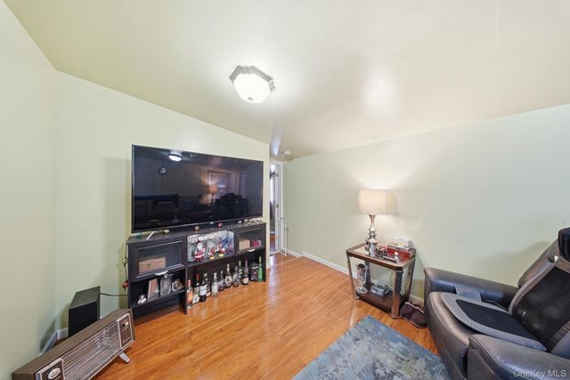 55 Straight Path Path, Rock Hill, NY 12775