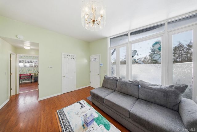 55 Straight Path Path, Rock Hill, NY 12775