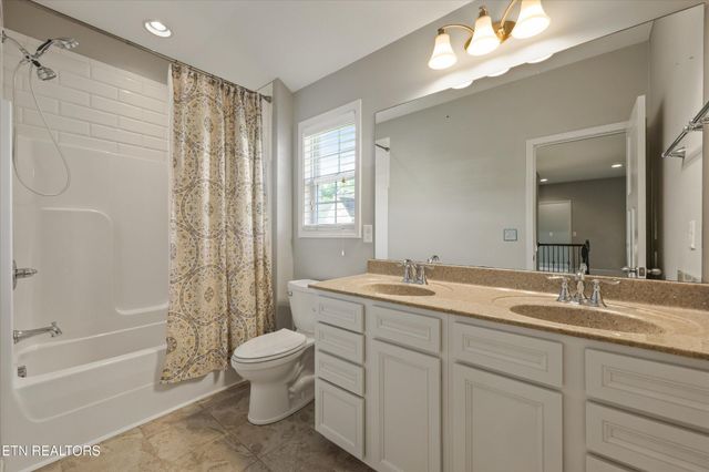 1844 Misty Cloud Lane, Knoxville, TN 37932