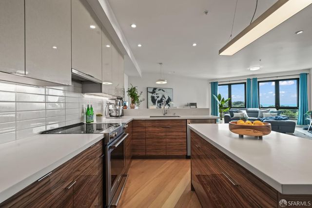 3535 Wawona Street 414, San Francisco, CA 94116