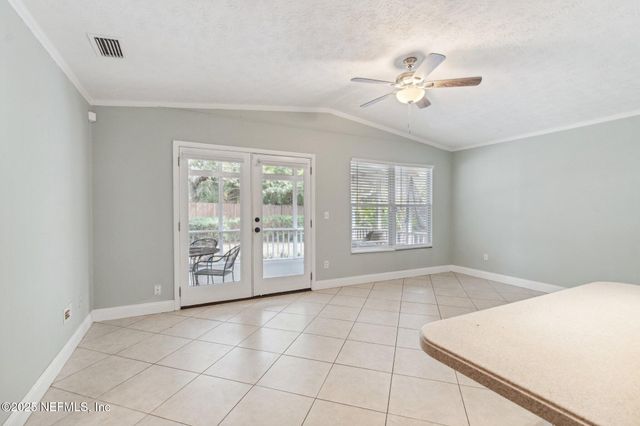 4901 LOFTY PINES Circle E, Jacksonville, FL 32210