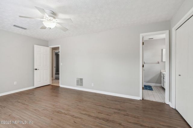 4901 LOFTY PINES Circle E, Jacksonville, FL 32210
