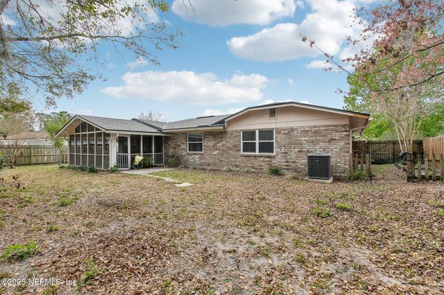 4901 LOFTY PINES Circle E, Jacksonville, FL 32210