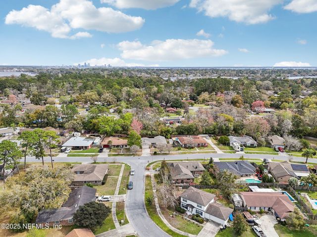 4901 LOFTY PINES Circle E, Jacksonville, FL 32210
