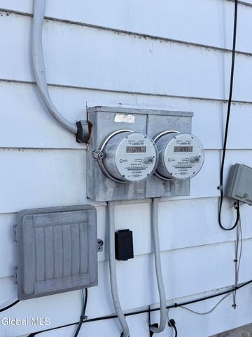 87 Yale Street, Gloversville, NY 12078