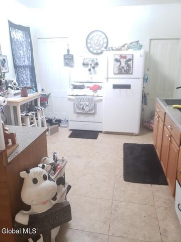 87 Yale Street, Gloversville, NY 12078