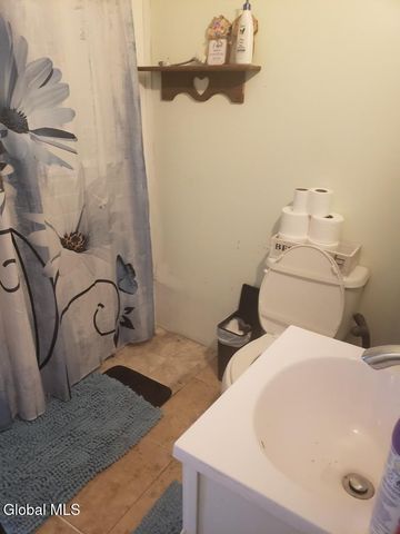 87 Yale Street, Gloversville, NY 12078