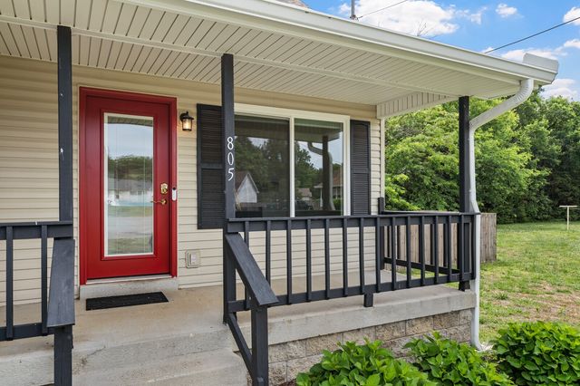 805 Childers Ct, La Vergne, TN 37086