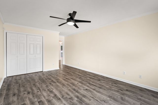 805 Childers Ct, La Vergne, TN 37086